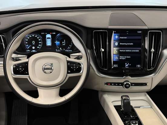 VOLVO-XC60-2.0 T8 HYBRID MOMENTUM AWD GEARTRONIC VOLVO-XC60-2021
