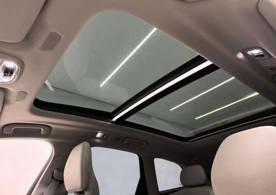 VOLVO-XC60-2021
