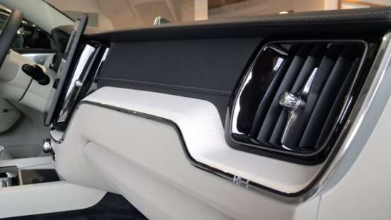 VOLVO-XC60-2.0 T8 PHEV ULTRA AWD GEARTRONIC VOLVO-XC60-2026