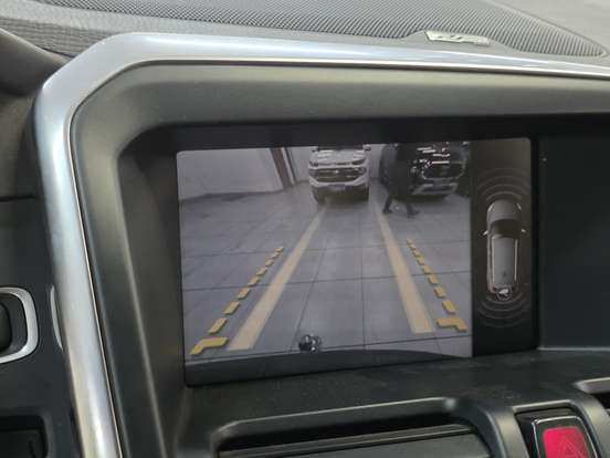 VOLVO-XC60-2013