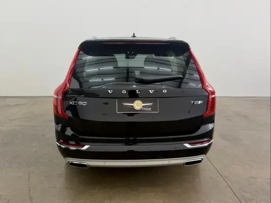 VOLVO-XC90-2019