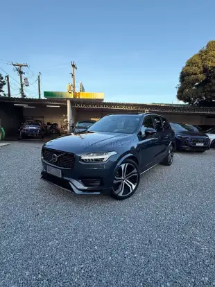 VOLVO-XC90-2023