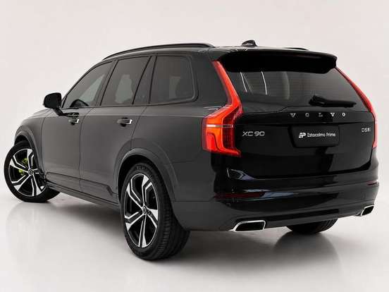 VOLVO-XC90-2020