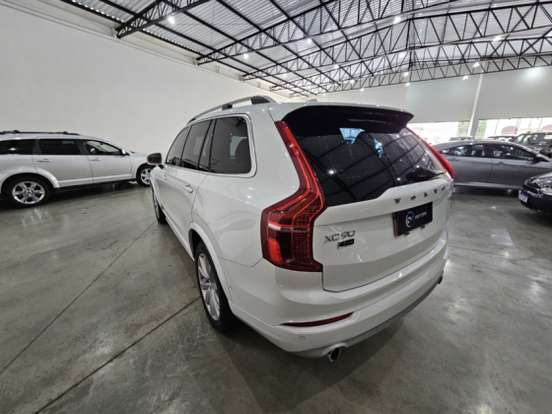VOLVO-XC90-2015