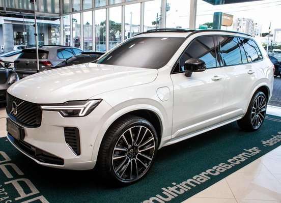 VOLVO-XC90-2025
