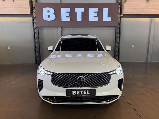 VOLVO-XC90-2025