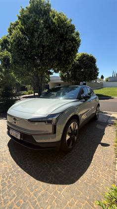 VOLVO EX30 69 KW ELÉTRICO ULTRA