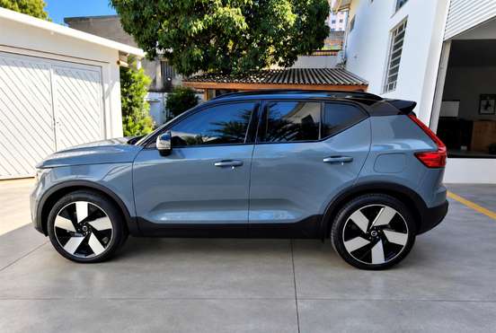VOLVO-XC40-P8 RECHARGE TWIN ELECTRIC ULTIMATE AWD VOLVO-XC40-2023