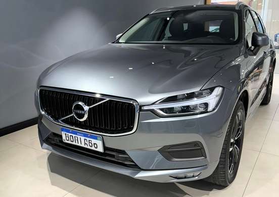 VOLVO-XC60-2018