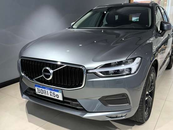 VOLVO-XC60-2.0 T5 GASOLINA MOMENTUM AWD GEARTRONIC VOLVO-XC60-2018