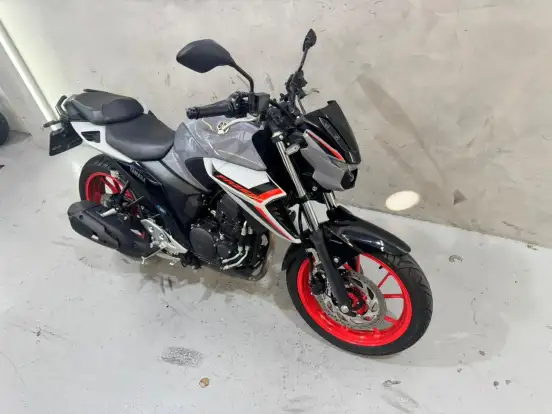 YAMAHA-FZ25 FAZER CONNECTED ABS YAMAHA-FZ25 FAZER CONNECTED ABS-2025
