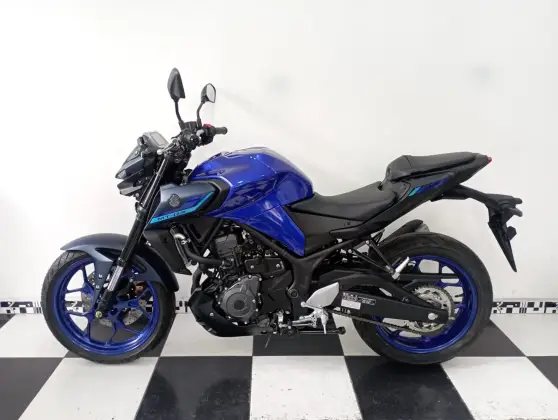 YAMAHA MT-03 CONNECTED ABS 