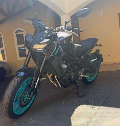 YAMAHA-MT-09-2025