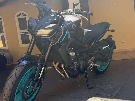 YAMAHA-MT-09 YAMAHA-MT-09-2025