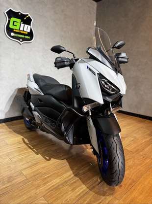 YAMAHA-XMAX ABS-2022