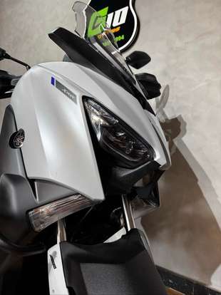 YAMAHA-XMAX ABS-2022