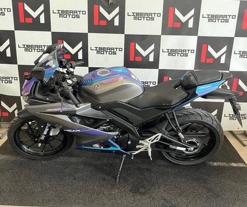 YAMAHA YZF R15 