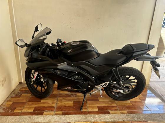 YAMAHA YZF R15 