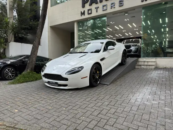 ASTON MARTIN VANTAGE 4.7 V8 32V GASOLINA 2P AUTOMÁTICO ASTON MARTIN VANTAGE 4.7 V8 32V GASOLINA 2P AUTOMÁTICO