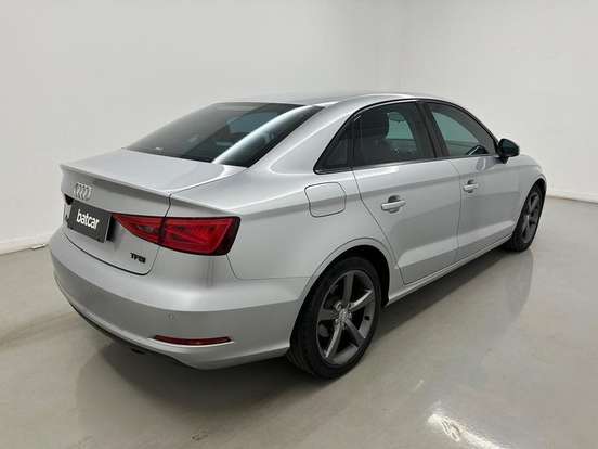 AUDI-A3-1.4 TFSI SEDAN ATTRACTION 16V GASOLINA 4P S-TRONIC AUDI-A3-2015