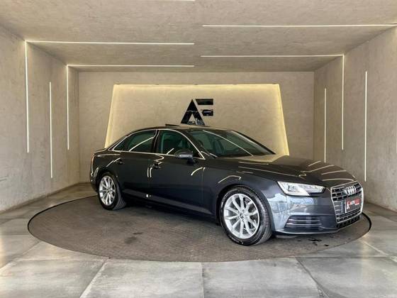 AUDI A4 2.0 TFSI AMBIENTE GASOLINA 4P S TRONIC
