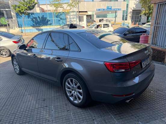 AUDI-A4-2018