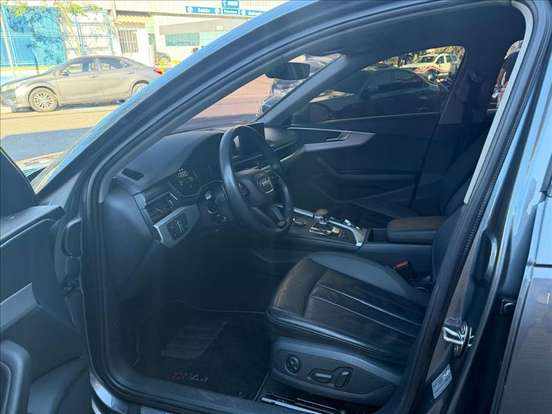 AUDI-A4-2.0 TFSI ATTRACTION GASOLINA 4P S TRONIC AUDI-A4-2018