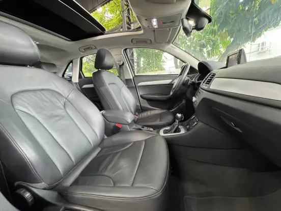 AUDI-Q3-2018
