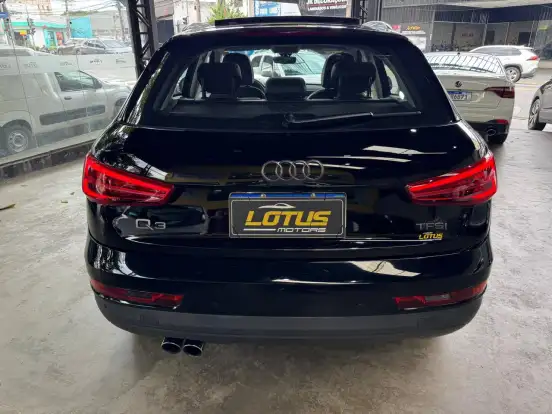 AUDI-Q3-2018