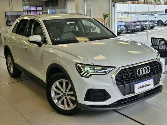 AUDI-Q3-2020