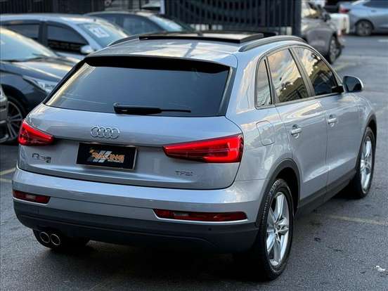 AUDI-Q3-2015