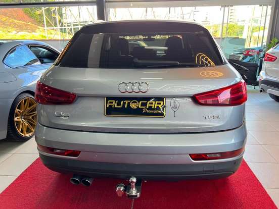 AUDI-Q3-2017