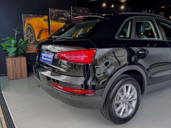 AUDI-Q3-1.4 TFSI ATTRACTION GASOLINA 4P S TRONIC AUDI-Q3-2016
