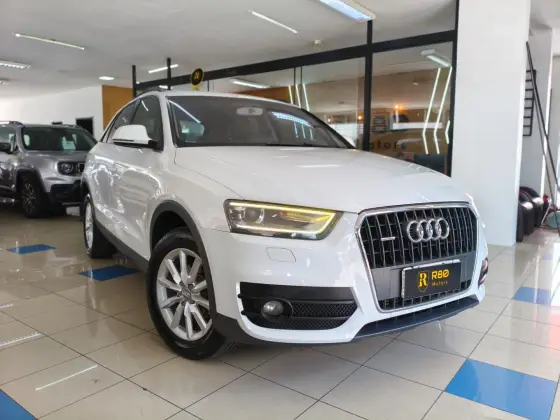 AUDI Q3 2.0 TFSI AMBIENTE QUATTRO 4P GASOLINA S TRONIC