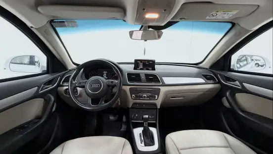 AUDI-Q3-2015