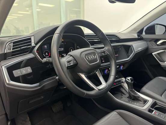 AUDI-Q3-2.0 40 TFSI GASOLINA ANNIVERSARY EDITION QUATTRO TIPTRONIC AUDI-Q3-2024