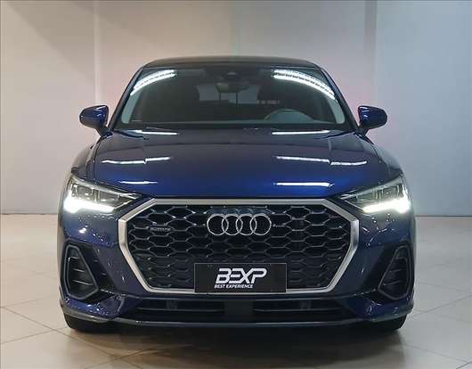 AUDI-Q3-2024