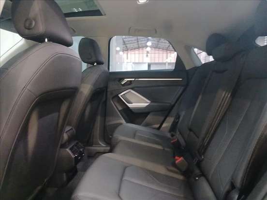 AUDI-Q3-2024