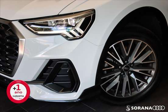 AUDI-Q3-2023