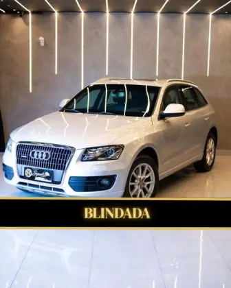 AUDI Q5 2.0 TFSI AMBIENTE 16V 211CV GASOLINA 4P AUTOMÁTICO AUDI Q5 2.0 TFSI AMBIENTE 16V 211CV GASOLINA 4P AUTOMÁTICO