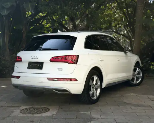 AUDI-Q5-2018
