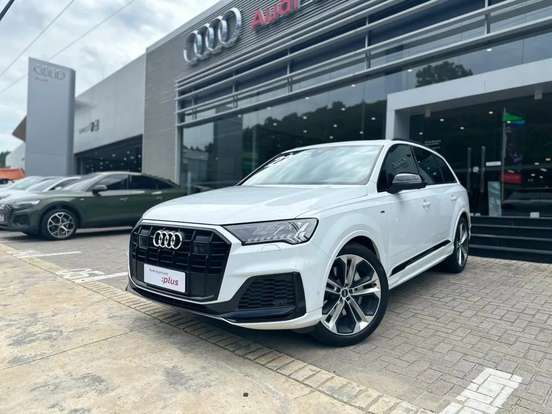 AUDI-Q7-2023