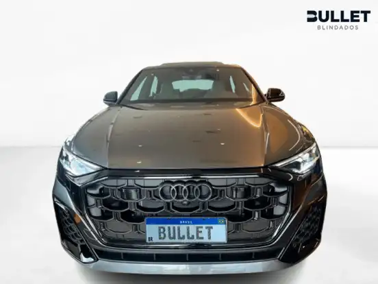 AUDI-Q8-2025