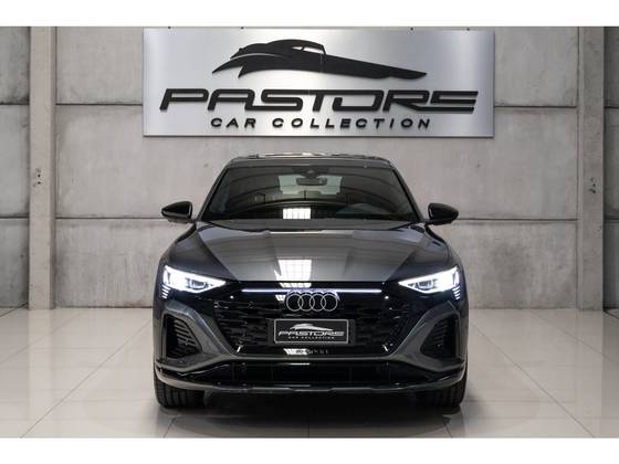 AUDI Q8 E-TRON 55 ELÉTRICO SPORTBACK PERFORMANCE BLACK QUATTRO