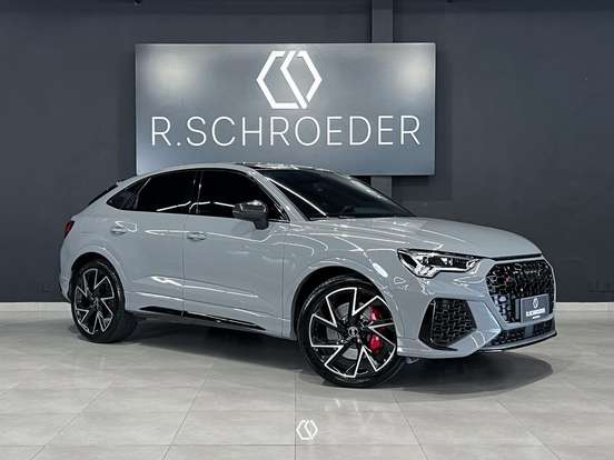 AUDI-RS Q3-2020