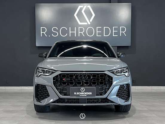 AUDI-RS Q3-2020