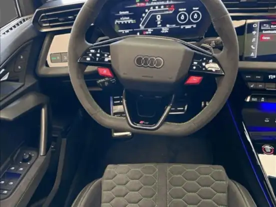 AUDI-RS3-2025