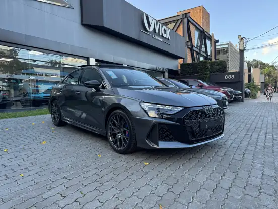 AUDI-RS3-2025