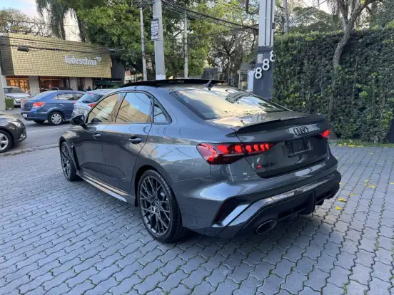 AUDI-RS3-2025