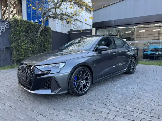 AUDI-RS3-2025